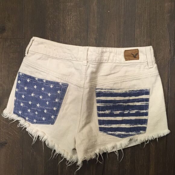 American Eagle Americana Hi-rise festival cutoff white denim shorts - Picture 2 of 3